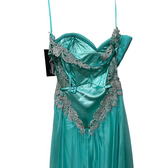 La Femme Elegant Chiffon Gown Size 6 New with Tags - Picture 6 of 8